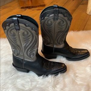 Ariat cowgirl western boots Leather Size 8.5